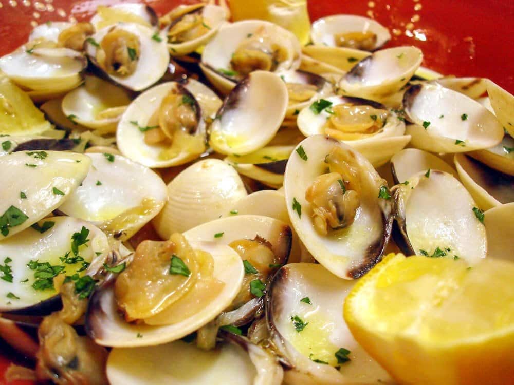 Португальское блюдо - моллюски